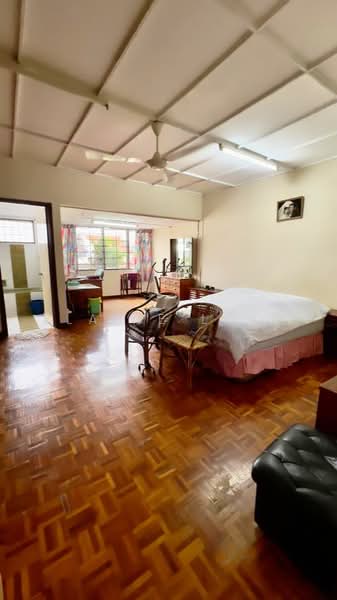 2-storey Terraced House for Sale in Bangsar Baru (Bangsar) - Elaine Loke - Bedroom - PropertyGuru.com.my