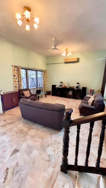 2-storey Terraced House for Sale in Bangsar Baru (Bangsar) - Elaine Loke - Living Room - PropertyGuru.com.my