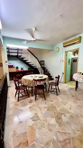 2-storey Terraced House for Sale in Bangsar Baru (Bangsar) - Elaine Loke - Dining Room - PropertyGuru.com.my