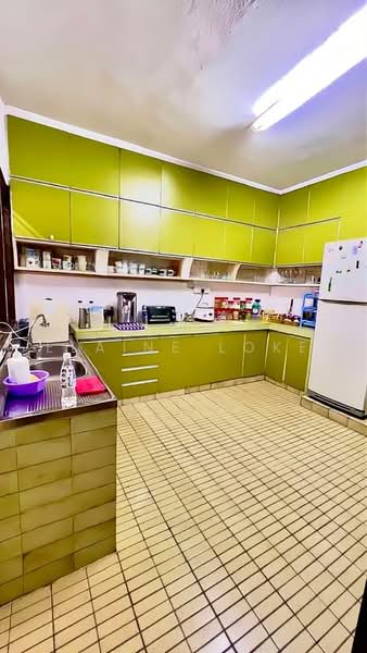 2-storey Terraced House for Sale in Bangsar Baru (Bangsar) - Elaine Loke - Kitchen - PropertyGuru.com.my