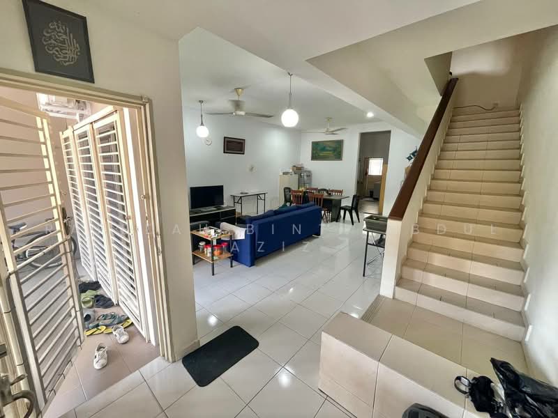 Terraced House for Sale in Shah Alam (Selangor) - Rafedah Binti Abdul Aziz - Living Room - PropertyGuru.com.my