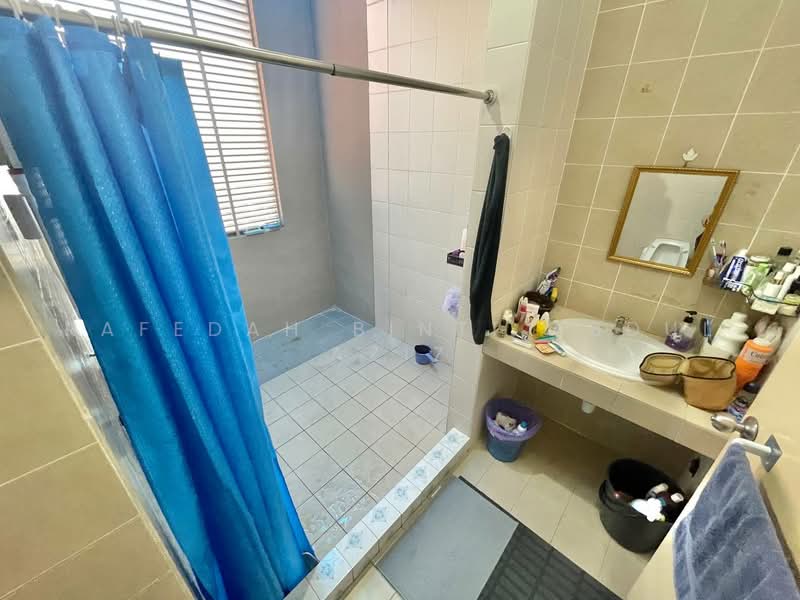 Terraced House for Sale in Shah Alam (Selangor) - Rafedah Binti Abdul Aziz - Bathroom - PropertyGuru.com.my