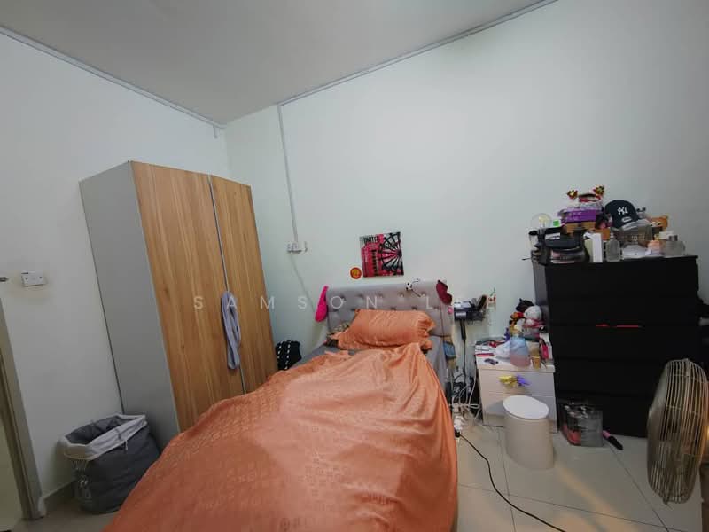 Rumah Teres 3-Tingkat untuk Dijual di Taman Sri Putra Mas (Sungai Buloh) - Samson Lee - Bedroom - PropertyGuru.com.my