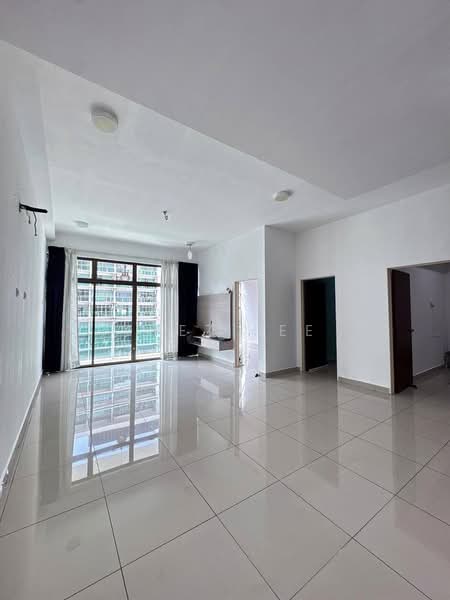 Servis Apartment untuk Dijual di Palazio - Jyez Lee - Living Room - PropertyGuru.com.my
