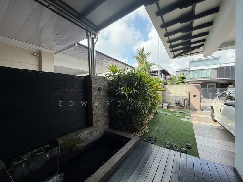 Cluster House for Rent in Taman Gaya (Ulu Tiram) - Edward Siow - Exterior - PropertyGuru.com.my