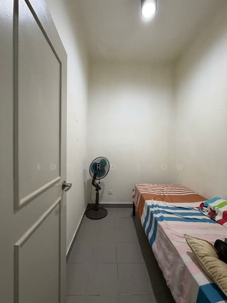 Cluster House for Rent in Taman Gaya (Ulu Tiram) - Edward Siow - Bedroom - PropertyGuru.com.my
