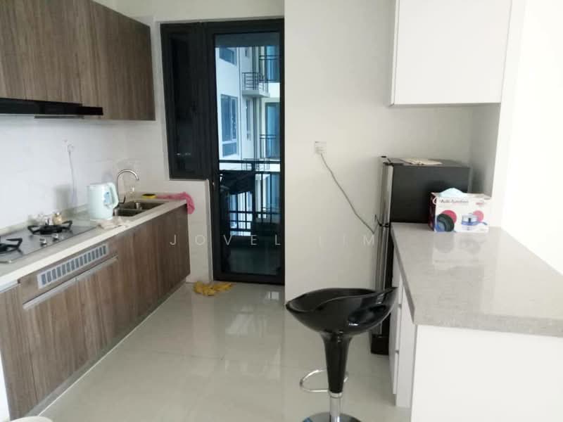 Kediaman Servis untuk Dijual di Country Garden Central Park - Jovel Lim - Kitchen - PropertyGuru.com.my