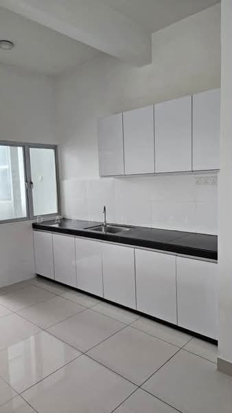 Condominium for Sale at Zeta Deskye (Alam Saujana) - Darren Lai - Kitchen - PropertyGuru.com.my