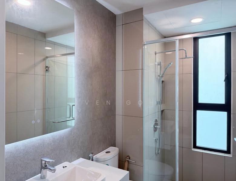Kondominium untuk Disewa di Mezzo - Even Goh - Master Bathroom - PropertyGuru.com.my