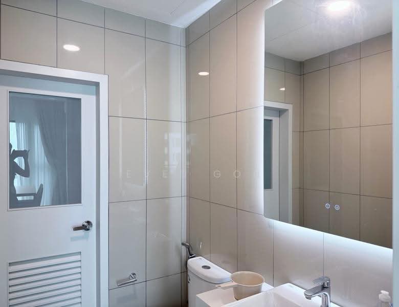 Kondominium untuk Disewa di Mezzo - Even Goh - Common Bathroom - PropertyGuru.com.my
