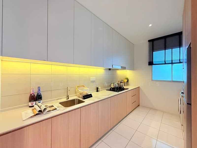 Apartment for Sale at Harbour View Residence - NURULISMA HANIS - Kitchen - PropertyGuru.com.my