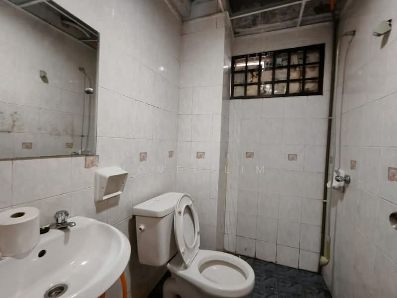Kondominium untuk Dijual di Dwi Mahkota - Jovel Lim - Bathroom - PropertyGuru.com.my