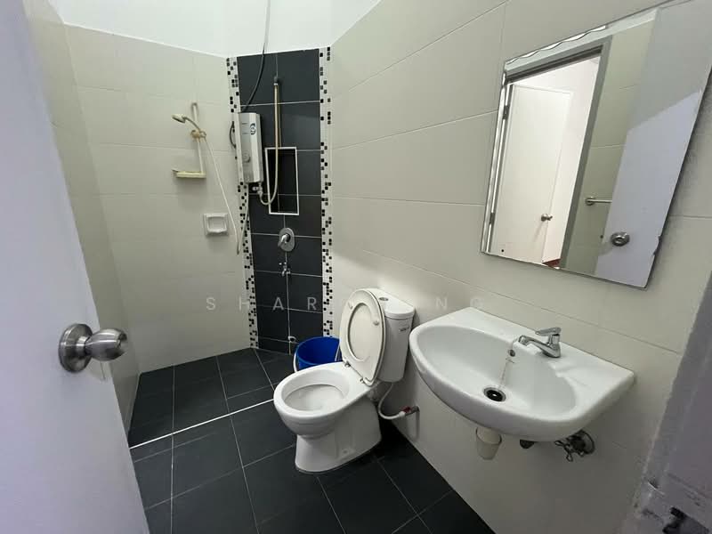 Rumah Kluster untuk Dijual di Bukit Indah (Iskandar Puteri (Nusajaya)) - Sharon Ng - Bathroom - PropertyGuru.com.my