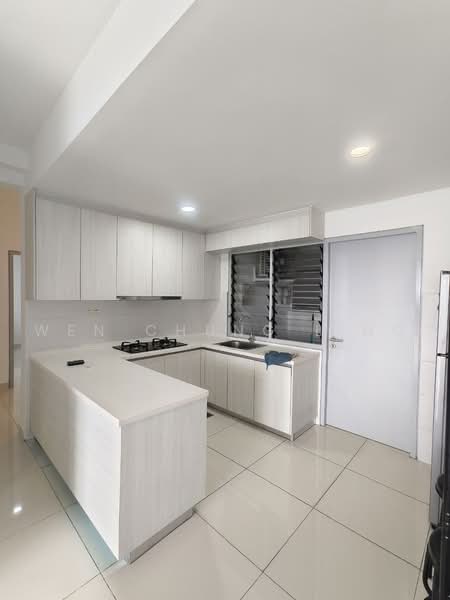 Servis Apartment untuk Disewa di Residences @ 1 Tebrau - Wen Chung Ling - Kitchen - PropertyGuru.com.my