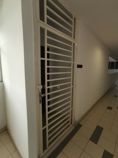 Service Residence for Sale at Saville @ Kajang - Teh . - Corridor - PropertyGuru.com.my