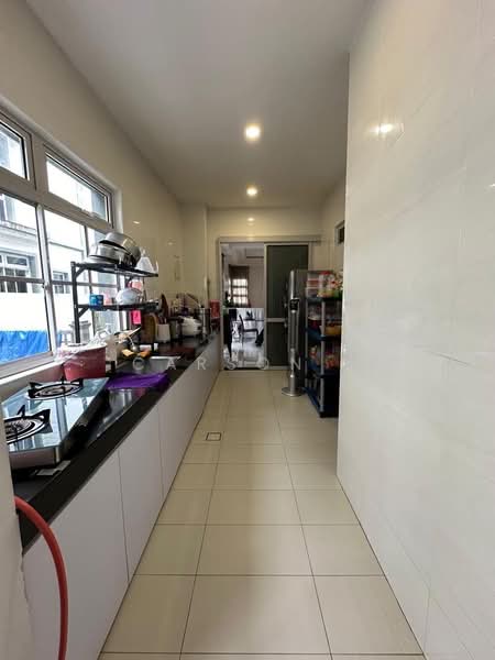 Rumah Kluster untuk Dijual di Taman Ekoflora (Johor Bahru) - Carson . - Kitchen - PropertyGuru.com.my