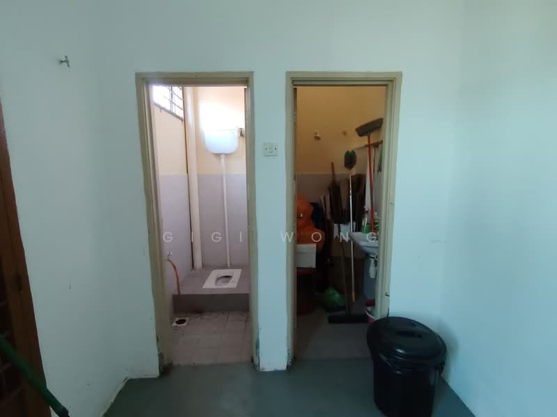 Shop for Rent in Taman Angkasa Nuri (Durian Tunggal) - Gigi Wong - PropertyGuru.com.my