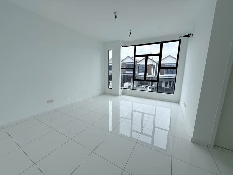 2-storey Terraced House for Sale in Bukit Indah (Iskandar Puteri (Nusajaya)) - Sharon Ng - Living Room - PropertyGuru.com.my