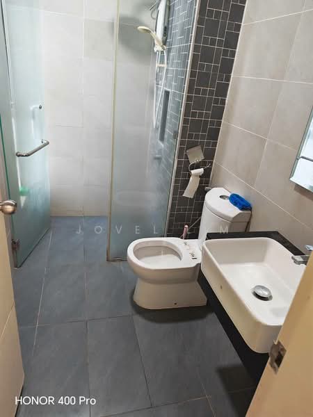 Kondominium untuk Dijual di Medini Signature - Jovel Lim - Bathroom - PropertyGuru.com.my