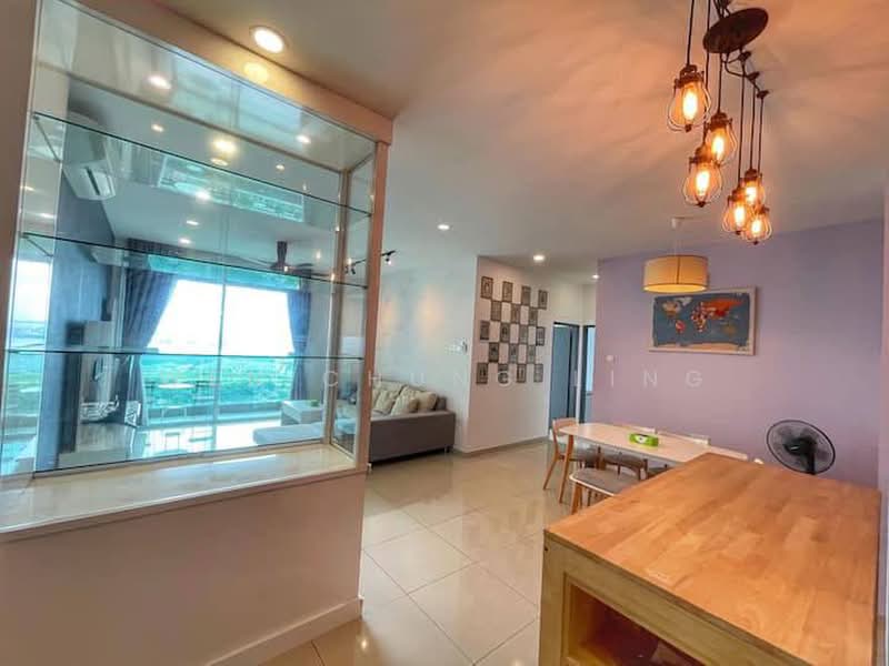 Service Residence for Sale at D'carlton (Residensi Seri Mega) - Wen Chung Ling - Living Room - PropertyGuru.com.my