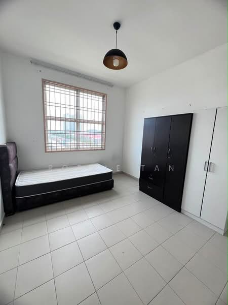 Pangsapuri untuk Disewa di Lake View Suites - Robbie Tan - Bedroom - PropertyGuru.com.my