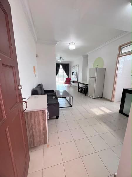 Pangsapuri untuk Disewa di Lake View Suites - Robbie Tan - Living Room - PropertyGuru.com.my