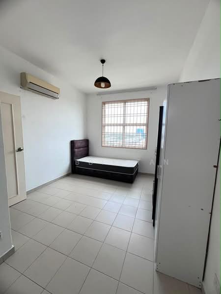 Pangsapuri untuk Disewa di Lake View Suites - Robbie Tan - Bedroom - PropertyGuru.com.my