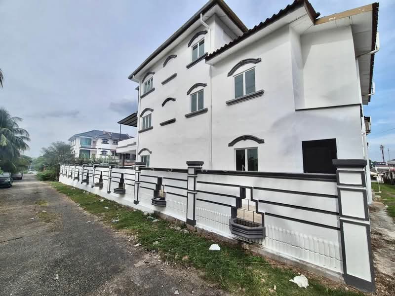 Rumah Teres 2.5 Tingkat untuk Dijual di Taman Pulai Utama (Skudai) - Bess Wong - PropertyGuru.com.my