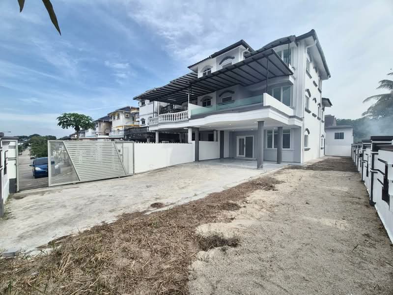 Rumah Teres 2.5 Tingkat untuk Dijual di Taman Pulai Utama (Skudai) - Bess Wong - PropertyGuru.com.my