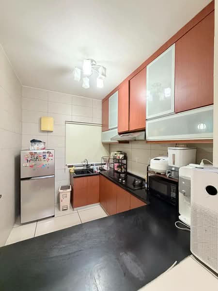 Apartment for Sale at Larkin Residence (Phase Three) - Robbie Tan - Kitchen - PropertyGuru.com.my