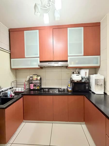 Apartment for Sale at Larkin Residence (Phase Three) - Robbie Tan - Kitchen - PropertyGuru.com.my