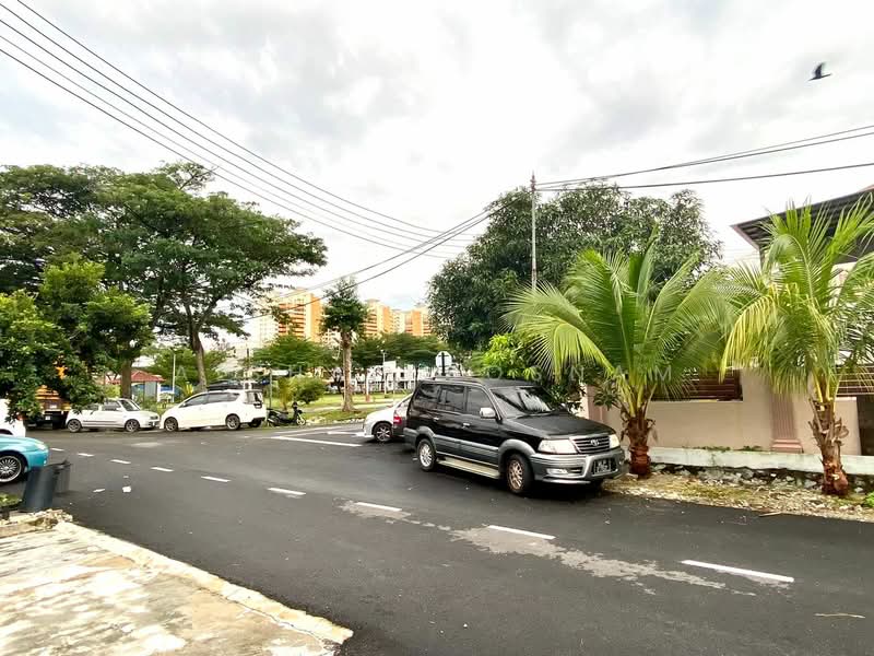 2-storey Terraced House for Sale in Taman Serdang Raya (Seri Kembangan) - Aishah Rosnam - Exterior - PropertyGuru.com.my