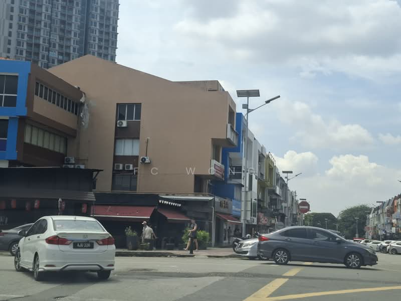 Shop / Office for Sale in SS15 (Subang Jaya) - FC Wong - Exterior of 4 Story Shop Offices - PropertyGuru.com.my