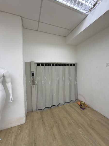 Shop for Sale in Taman Maluri (Cheras) - Hana Binti Abdullah - Hana 014- 3288625 - PropertyGuru.com.my
