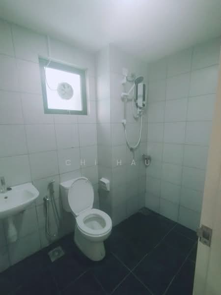 Kediaman Servis untuk Disewa di Edusphere - Chi Hau - Bathroom - PropertyGuru.com.my