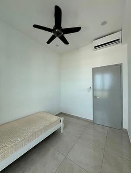 Condominium for Rent at Lucerne Residences - Ivy Yeoh - Bedroom - PropertyGuru.com.my