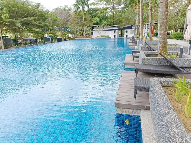 Service Residence for Sale at Epic Residence - Yvonne Lim - Pool - PropertyGuru.com.my