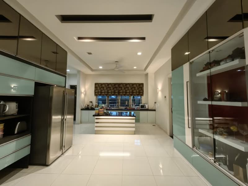 Bungalow House untuk Disewa di Cheras (Selangor) - Vivi Yap - Kitchen - PropertyGuru.com.my