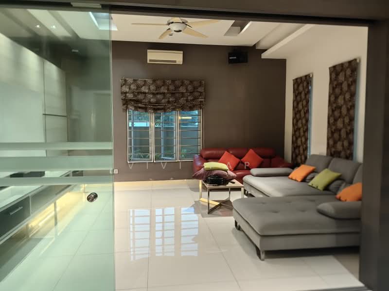 Bungalow House untuk Disewa di Cheras (Selangor) - Vivi Yap - Living Room - PropertyGuru.com.my
