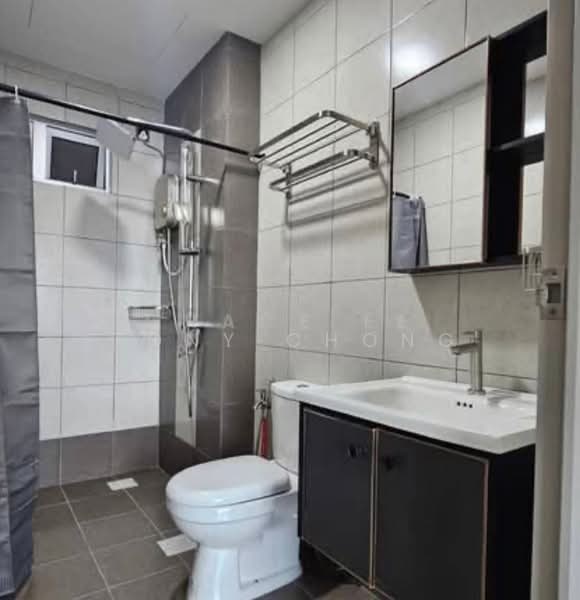 Kediaman Servis untuk Disewa di One 49 Residence - Tony Chong - Bathroom - PropertyGuru.com.my