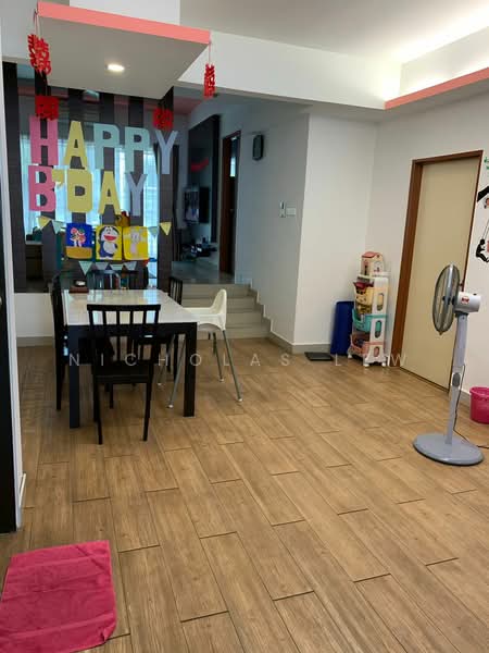 Townhouse for Sale in Seri Kembangan (Selangor) - Nicholas Lew - Dining Room - PropertyGuru.com.my