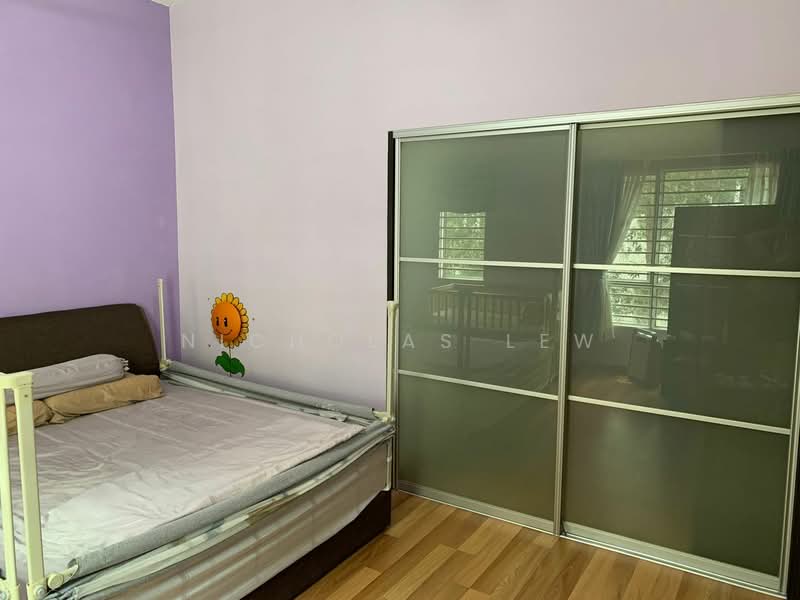 Townhouse for Sale in Seri Kembangan (Selangor) - Nicholas Lew - PropertyGuru.com.my