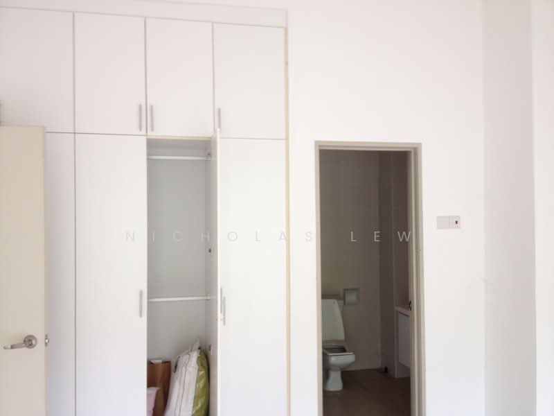 Townhouse for Sale in Seri Kembangan (Selangor) - Nicholas Lew - Bathroom - PropertyGuru.com.my