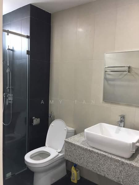 Kondominium untuk Disewa di Vertiq - Amy Tan - Bathroom - PropertyGuru.com.my