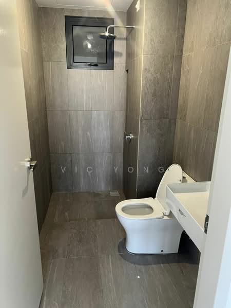 Kediaman Servis untuk Dijual di Savvy @ Riana Dutamas - Vic Yong - Bathroom - PropertyGuru.com.my
