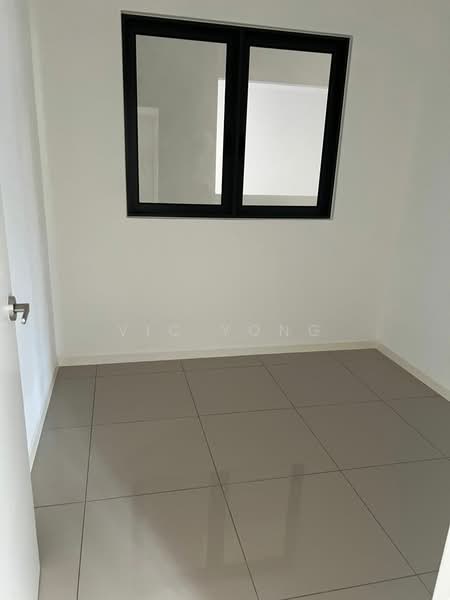 Kediaman Servis untuk Dijual di Savvy @ Riana Dutamas - Vic Yong - Bedroom - PropertyGuru.com.my