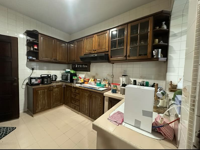 2-storey Terraced House for Sale in Taman Perling (Perling) - Sandra Gan - Kitchen - PropertyGuru.com.my