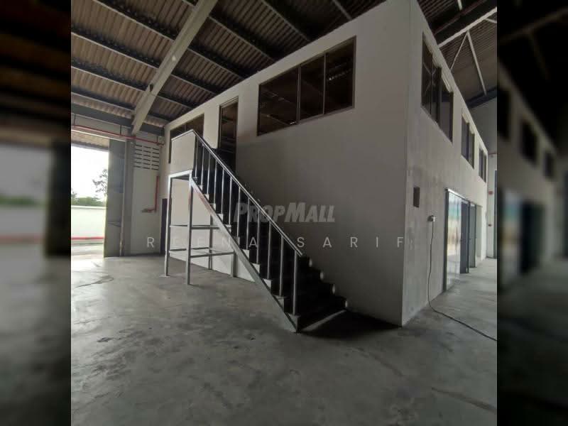 Warehouse for Rent in Warehouse Jalan Bukit Kemuning (Shah Alam) - Reena Sarif - Interior - PropertyGuru.com.my