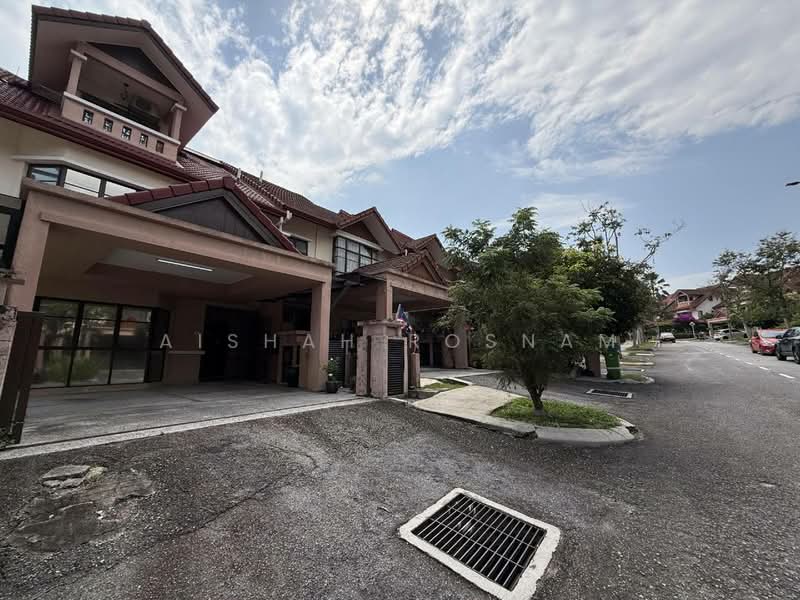2.5-storey Terraced House for Sale in Presint 16 (Putrajaya) - Aishah Rosnam - Exterior - PropertyGuru.com.my