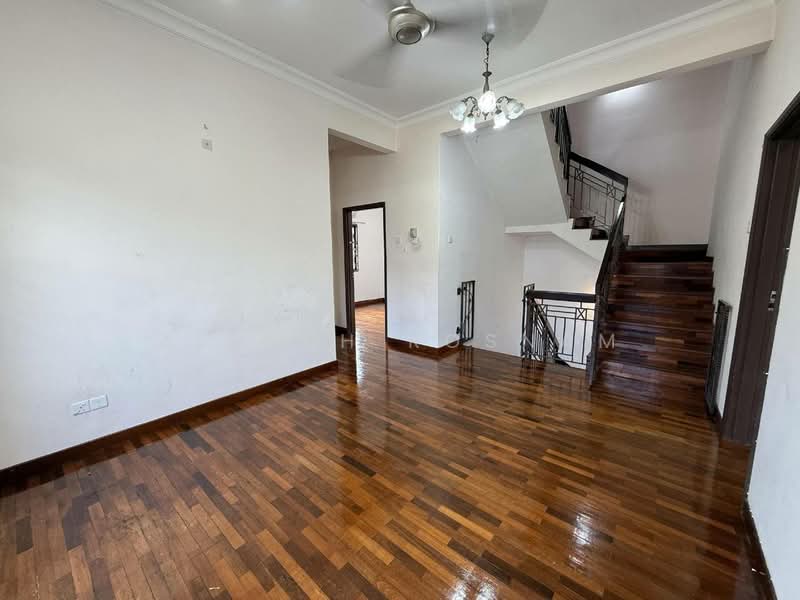 2.5-storey Terraced House for Sale in Presint 16 (Putrajaya) - Aishah Rosnam - Living Room - PropertyGuru.com.my